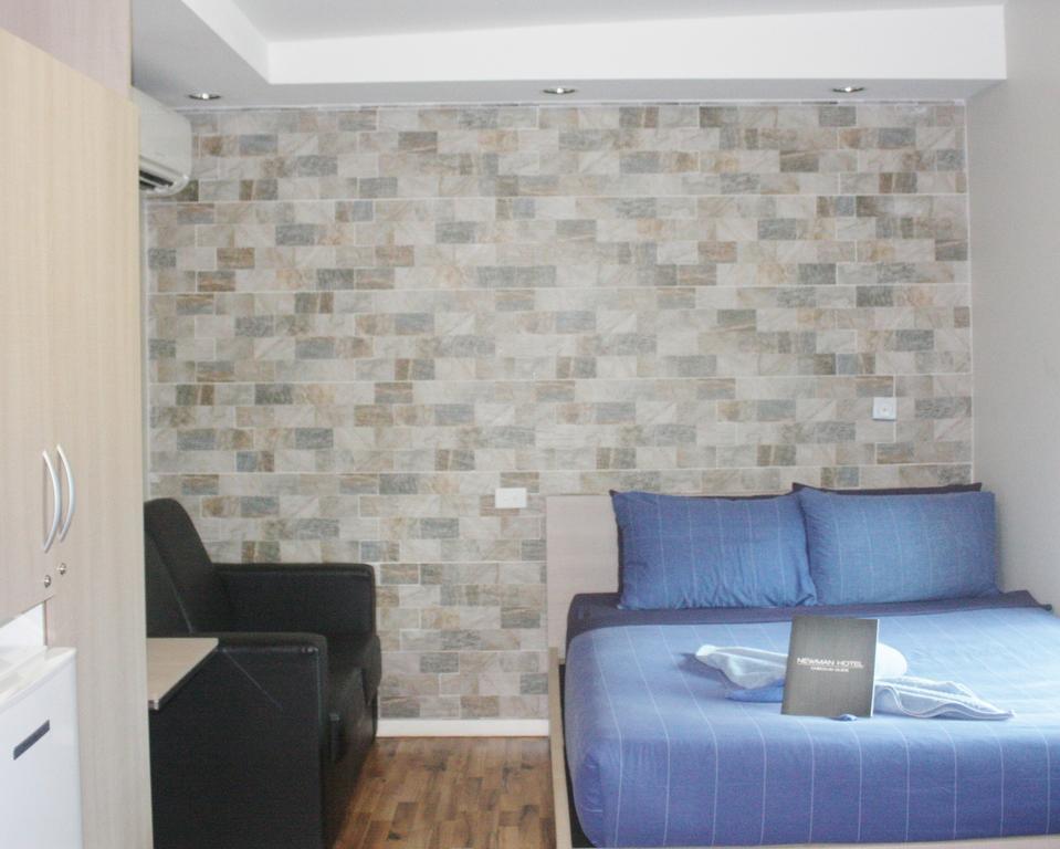 Newman Hotel Zimmer foto